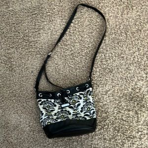 vera bradley floral spade bag